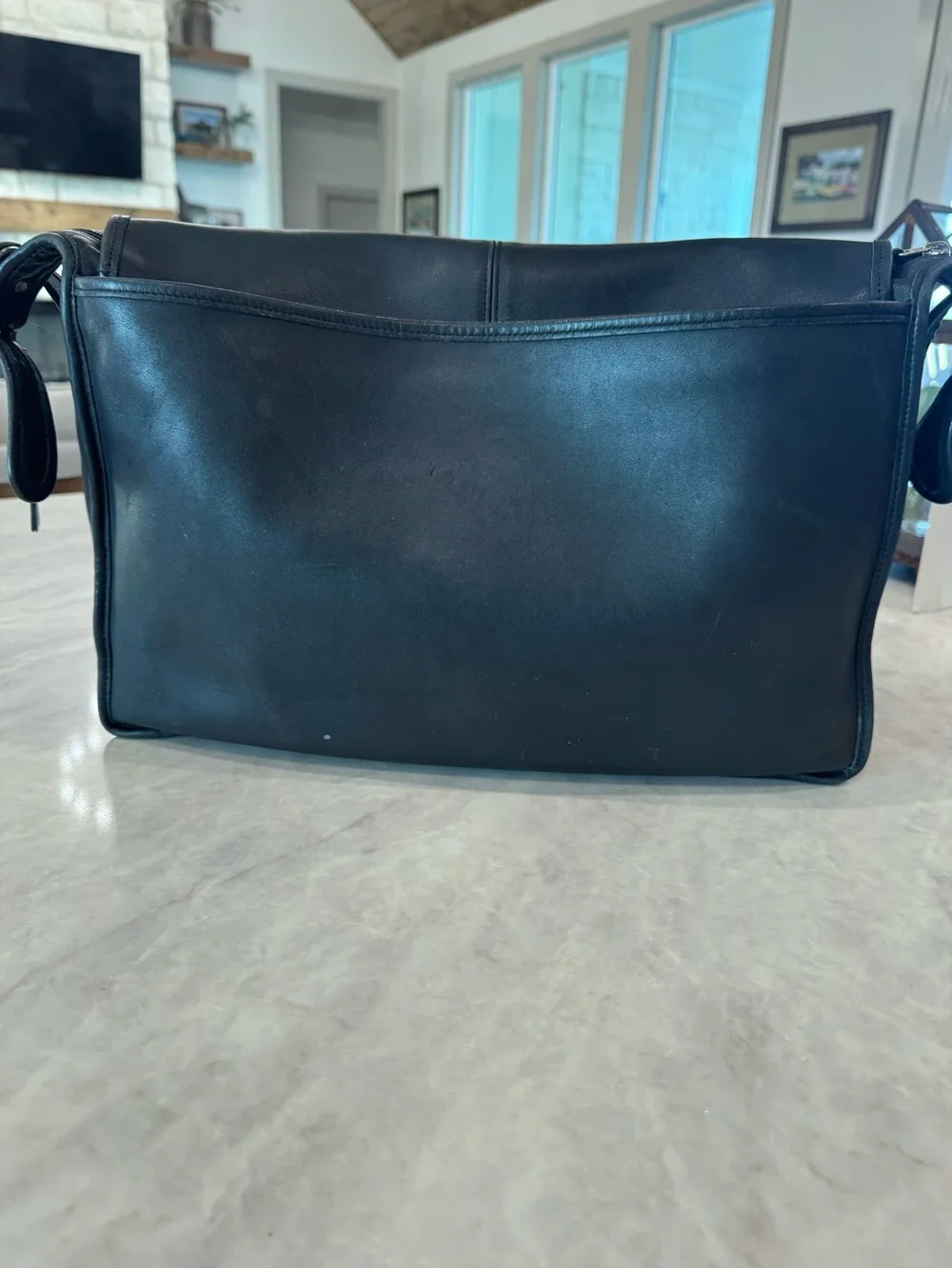 Coach Black Leather Messenger Bag Vintage 90’s Style 5206